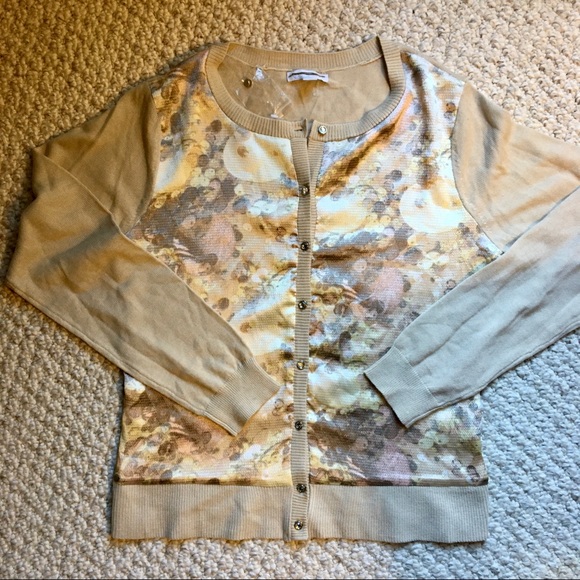 NWT Silky lightweight sweater w/diamond buttons - Picture 2 of 7